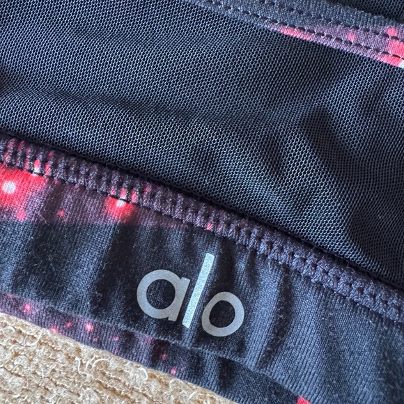 ALO Yoga Red and Black Strappy Sports Bra - Picture 4 of 4